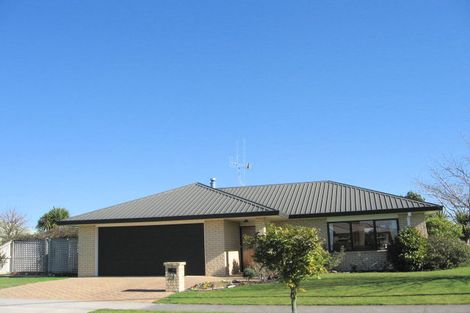 Photo of property in 21 Caversham Drive, Rototuna, Hamilton, 3210