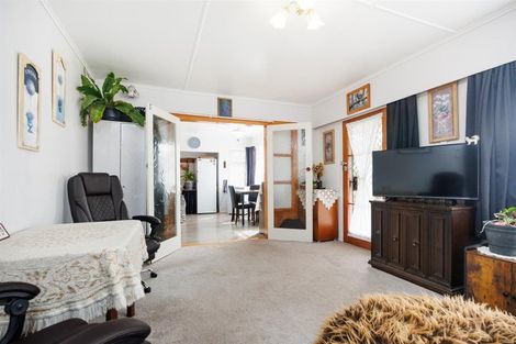 Photo of property in 11 Ahuru Street, Marton, 4710