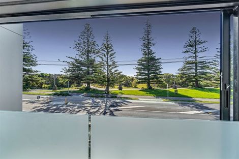 Photo of property in 2 Marriner Street, Sumner, Christchurch, 8081