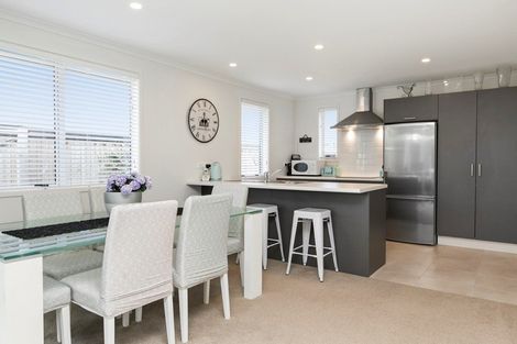 Photo of property in 4 Applin Lane, Pyes Pa, Tauranga, 3112