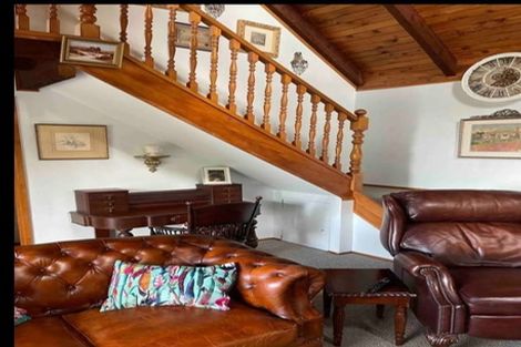 Photo of property in 556 Scenic Drive, Waiatarua, Auckland, 0612