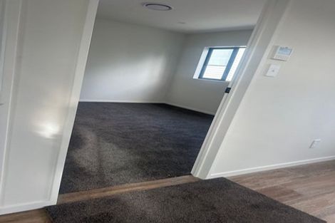 Photo of property in 79c Bond Crescent, Forrest Hill, Auckland, 0620