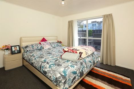 Photo of property in 2/14 Claridge Street, Glen Eden, Auckland, 0602