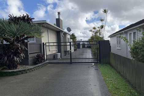 Photo of property in 44 Hepburn Road, Glendene, Auckland, 0602
