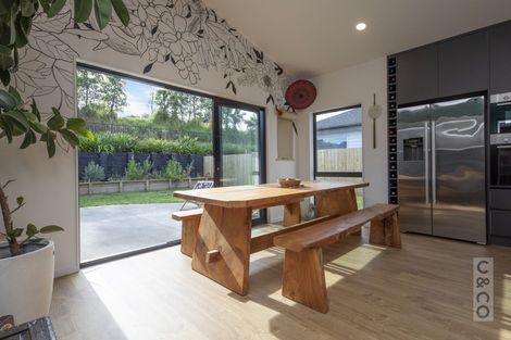 Photo of property in 83 Vinistra Road, Kumeu, 0810
