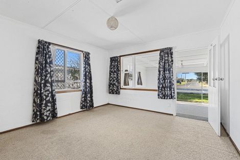 Photo of property in 25 Brookes Terrace, Waitara, 4320