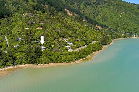 Photo of property in 762 Queen Charlotte Drive, Havelock, Picton, 7281