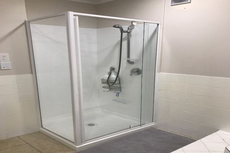 Photo of property in 498 Stokes Valley Road, Stokes Valley, Lower Hutt, 5019