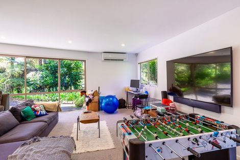 Photo of property in 46 Huia Road, Titirangi, Auckland, 0604