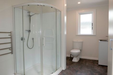 Photo of property in 9 Upper Lewisville Terrace, Thorndon, Wellington, 6011