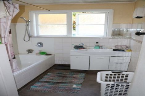 Photo of property in 25 Pakefield Street, Balclutha, 9230