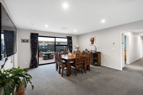 Photo of property in 46 Andesite Drive, Rolleston, 7614