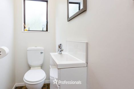 Photo of property in 58 Larchmont Grove, Totara Park, Upper Hutt, 5018