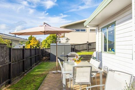 Photo of property in 236a Ngatai Road, Otumoetai, Tauranga, 3110