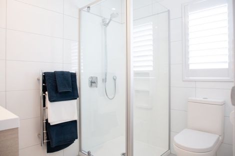 Photo of property in 4 Pepene Avenue, Takanini, 2112