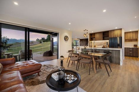 Photo of property in 34 Kirimoko Crescent, Wanaka, 9305
