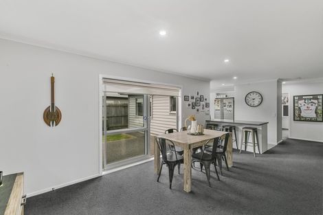 Photo of property in 1398 High Street, Taita, Lower Hutt, 5011