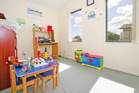 Photo of property in 25/45 Secoia Crescent, Mangere, Auckland, 2022