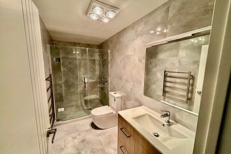 Photo of property in 6 Korokio Lane, Henderson, Auckland, 0612