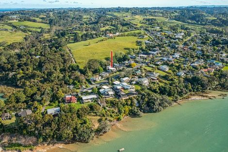 Photo of property in 16 Okura River Road, Okura, Albany, 0792