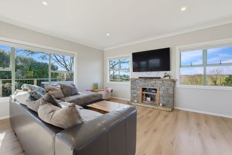 Photo of property in 161 Ranganui Road, Kaiwaka, 0573