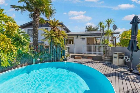 Photo of property in 19 Akepiro Place, Tawhero, Whanganui, 4501