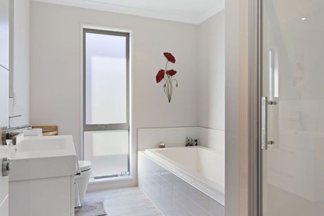 Photo of property in 61 Huntingdon Drive, Rangiora, 7400