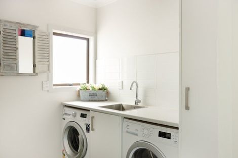 Photo of property in 65 Pukehina Parade, Pukehina, Te Puke, 3189