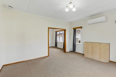 Photo of property in 18 Hannan Street, Levin, 5510