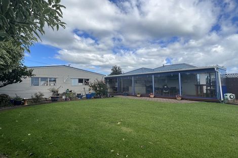 Photo of property in 18 Seymour Street, Waitara, 4320