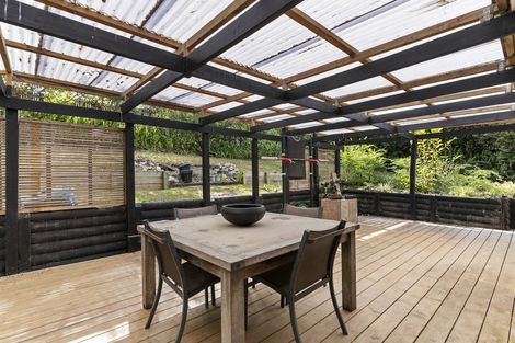 Photo of property in 2/30 Diana Drive, Glenfield, Auckland, 0627