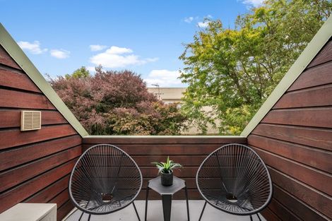 Photo of property in 1/130 Maidstone Road, Ilam, Christchurch, 8041