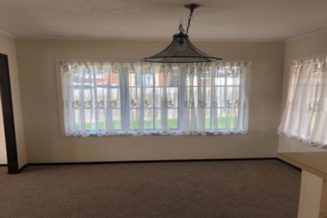 Photo of property in 1/150a Prince Regent Drive, Half Moon Bay, Auckland, 2012