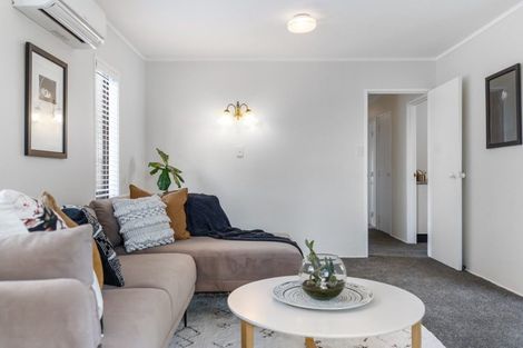 Photo of property in 6/60 Birkdale Road, Birkdale, Auckland, 0626