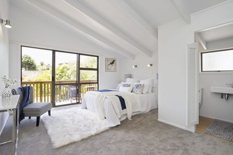 Photo of property in 62 Parker Avenue, New Lynn, Auckland, 0600