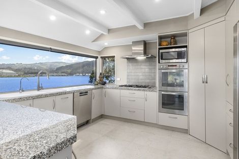 Photo of property in 33 Doon Street, Vauxhall, Dunedin, 9013