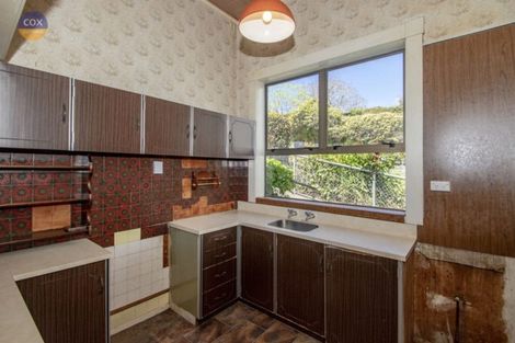 Photo of property in 15 Lawrence Road, Hospital Hill, Napier, 4110