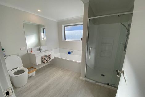 Photo of property in 33 Hills View Drive, Papamoa, 3118