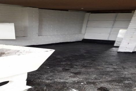 Photo of property in 77 Royal Road, Massey, Auckland, 0614