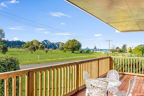 Photo of property in 12 Banks Street, Tolaga Bay, 4077