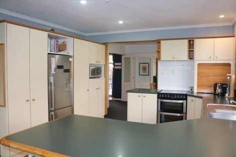 Photo of property in 30 Churchill Avenue, Hokowhitu, Palmerston North, 4410