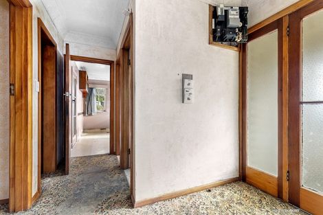 Photo of property in 18 Edinburgh Terrace, Berhampore, Wellington, 6023