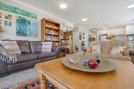Photo of property in 50 Landmark Terrace, Orewa, 0931