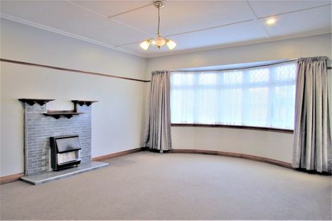 Photo of property in 10 Cudby Street, Woburn, Lower Hutt, 5011