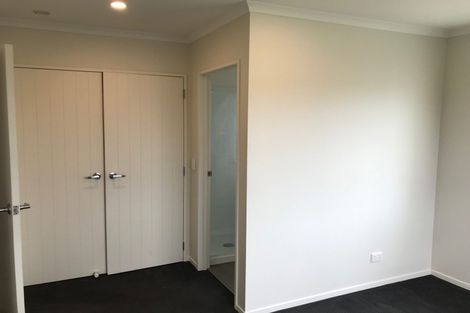 Photo of property in 13 Koko Mews, Mangere Bridge, Auckland, 2022