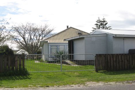 Photo of property in 9 Hiawatha Lane, Takaka, 7110