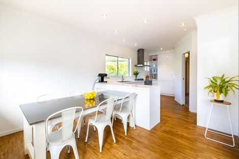 Photo of property in 64 Mchardy Street, Havelock North, 4130