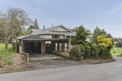 Photo of property in 8 Hydro Road, Burgess Park, New Plymouth, 4371