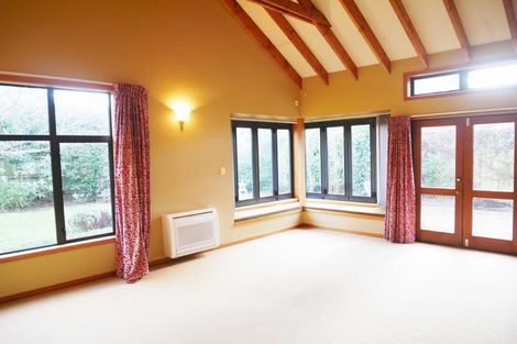 Photo of property in 105 Hawford Road, Opawa, Christchurch, 8023