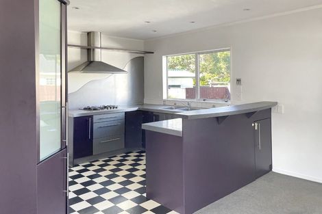 Photo of property in 16 Malone Road, Waterloo, Lower Hutt, 5011